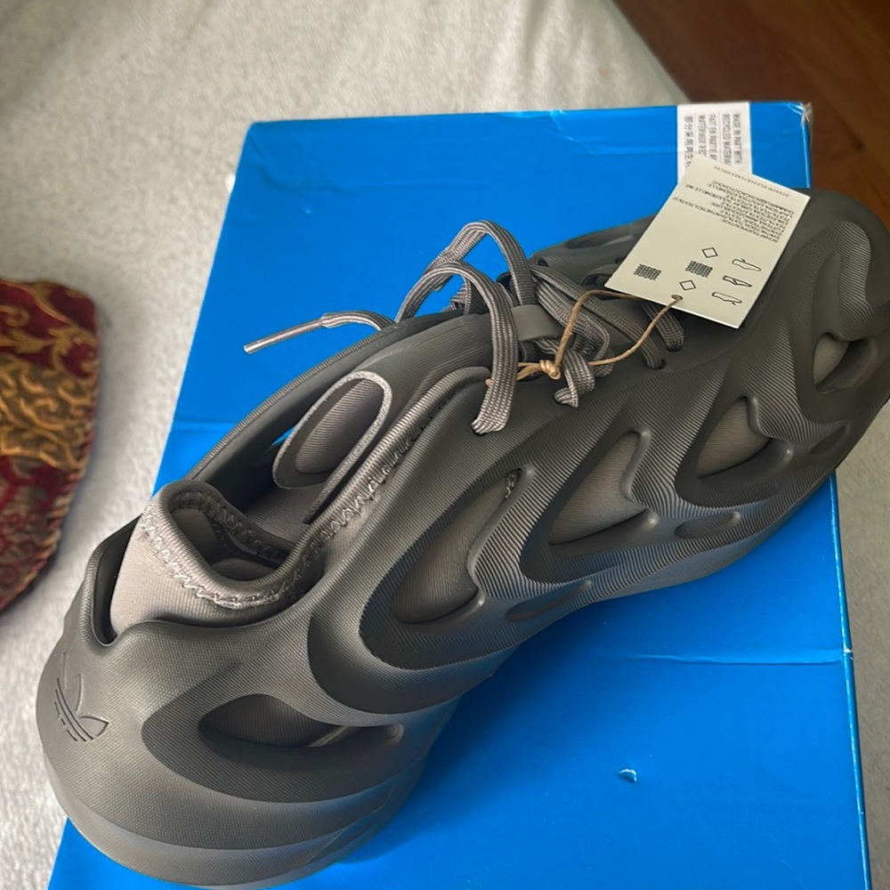 Brand new never worn Adidas AdiFom sneakers